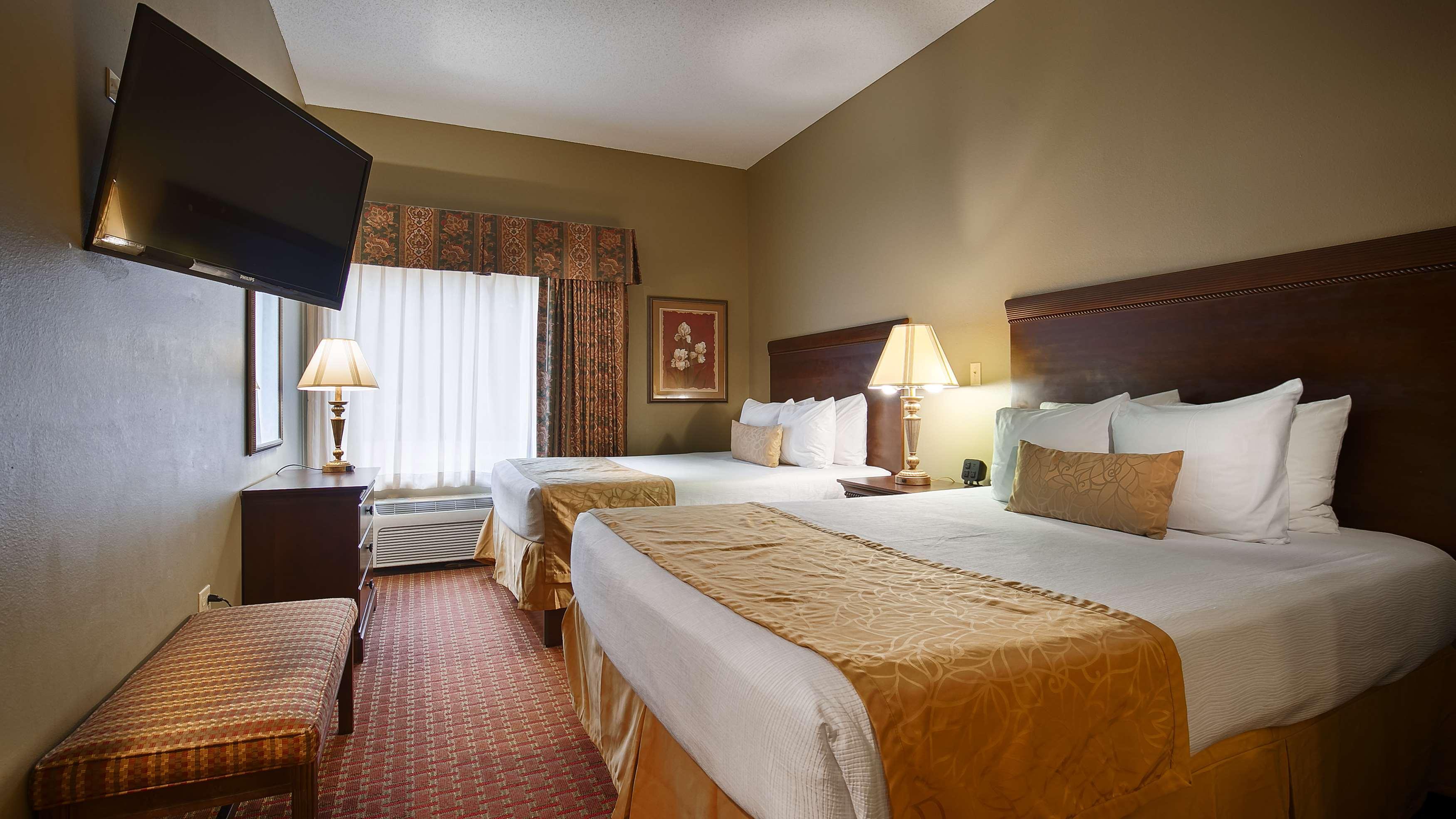 Best Western Plus Two Rivers Hotel & Suites Demopolis Buitenkant foto