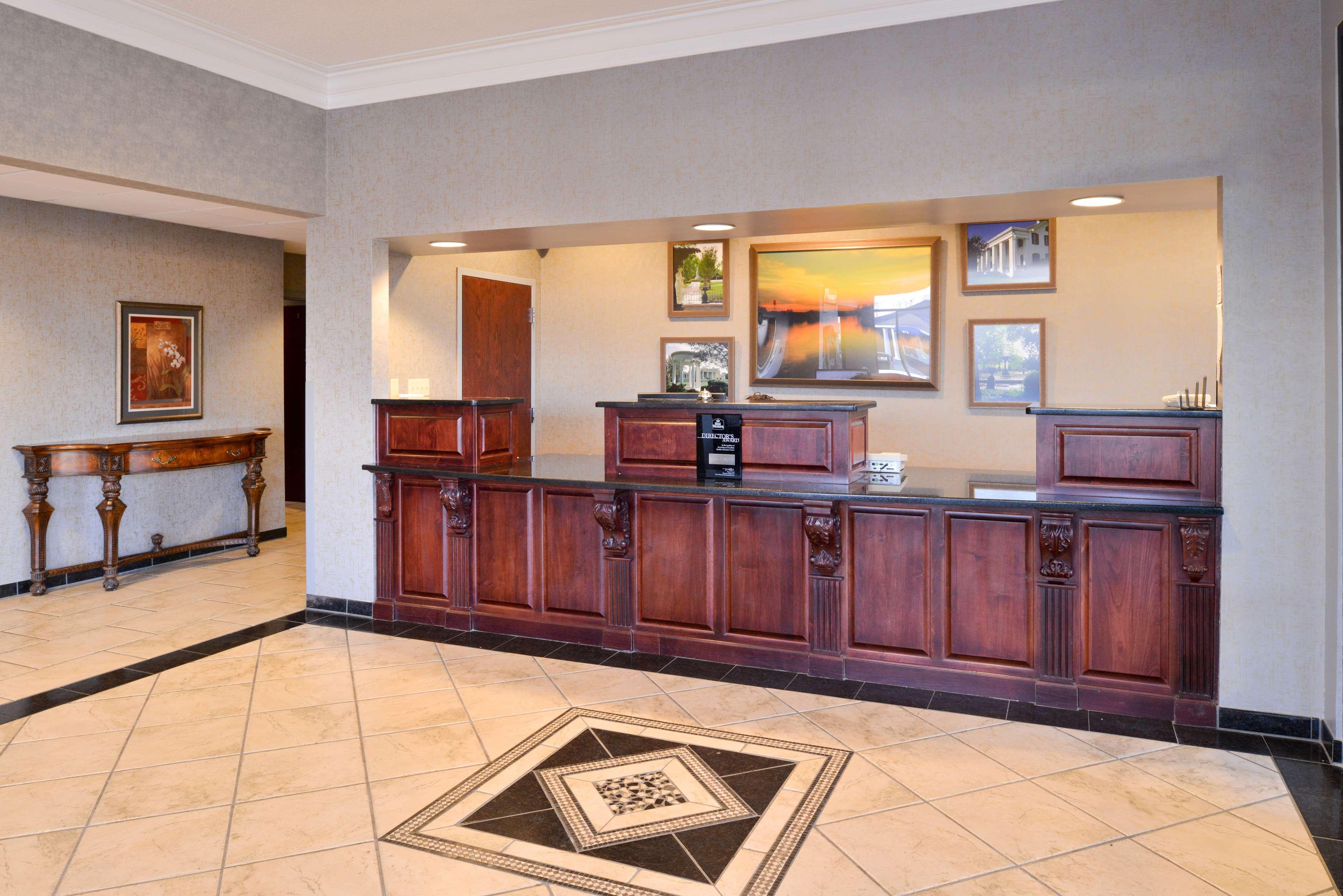 Best Western Plus Two Rivers Hotel & Suites Demopolis Buitenkant foto