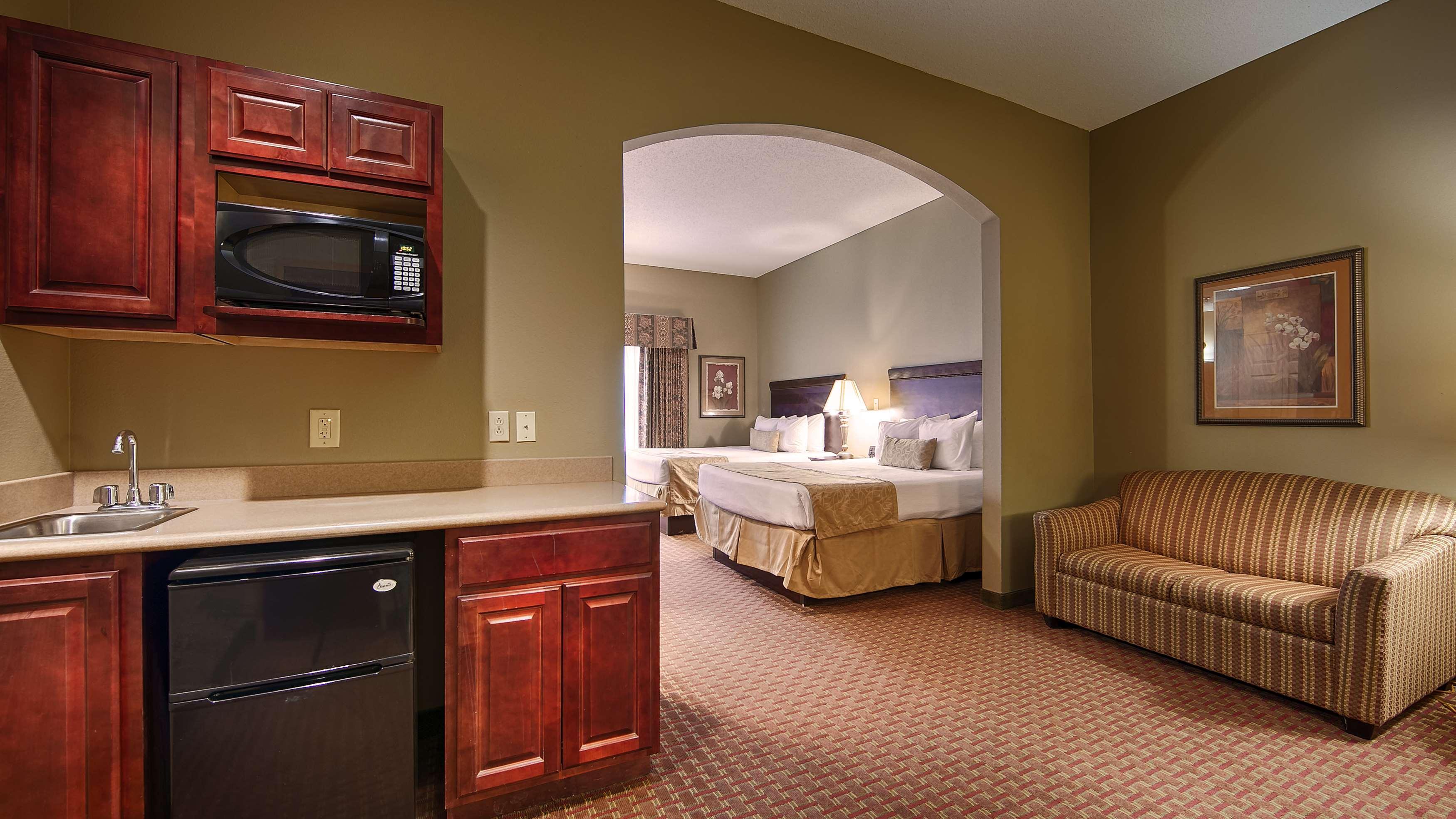Best Western Plus Two Rivers Hotel & Suites Demopolis Buitenkant foto