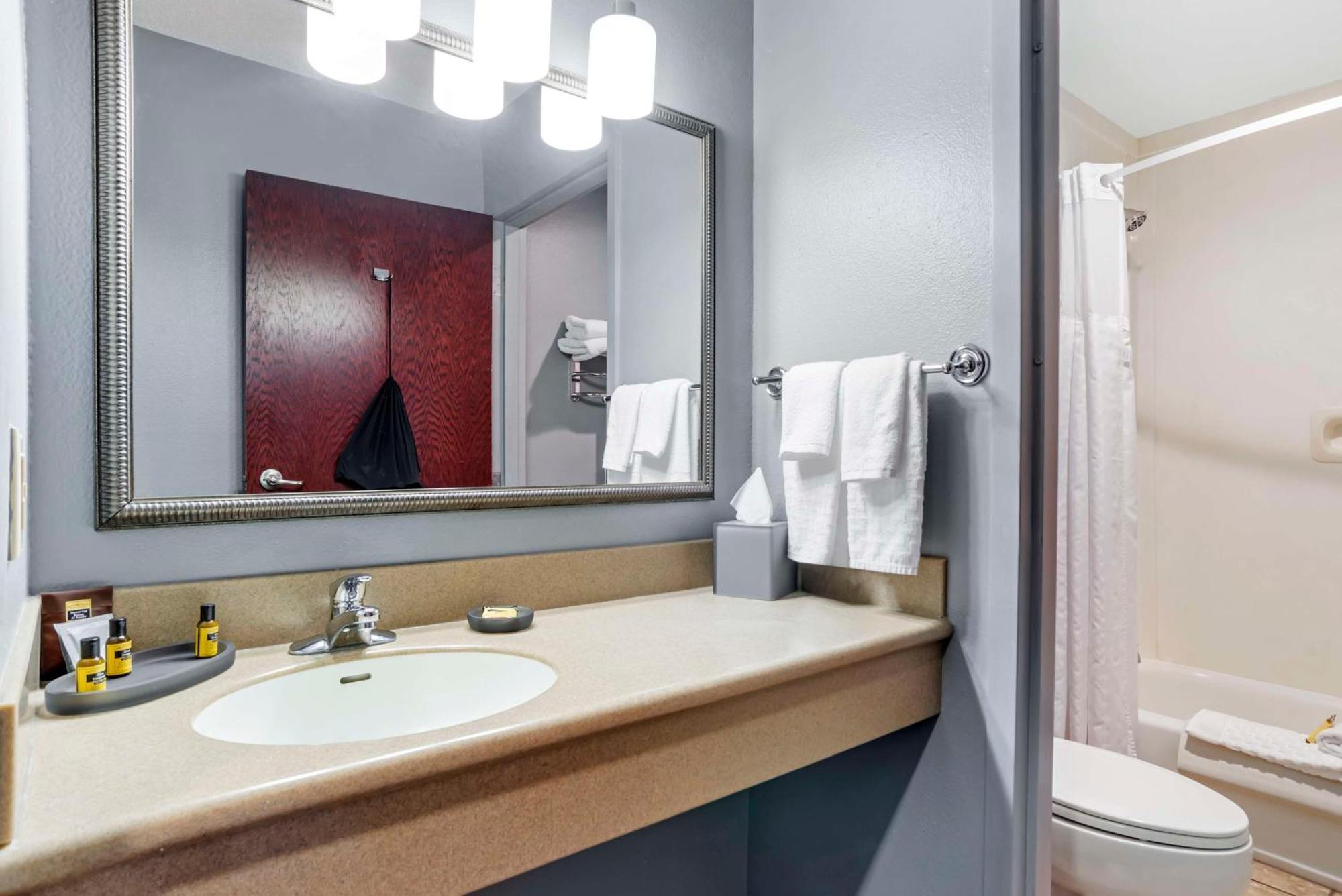 Best Western Plus Two Rivers Hotel & Suites Demopolis Buitenkant foto