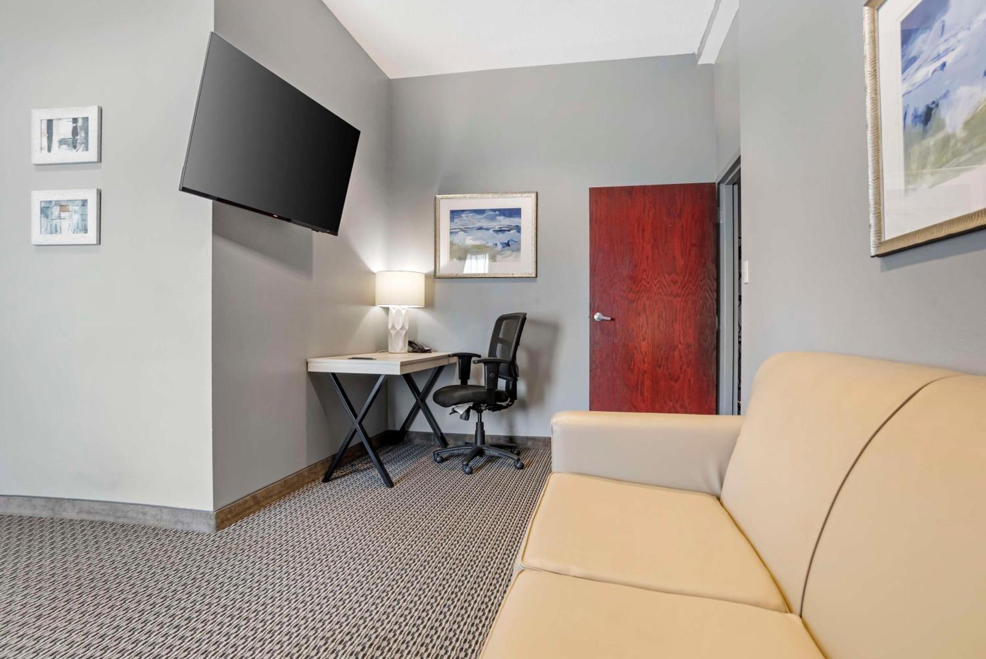 Best Western Plus Two Rivers Hotel & Suites Demopolis Buitenkant foto