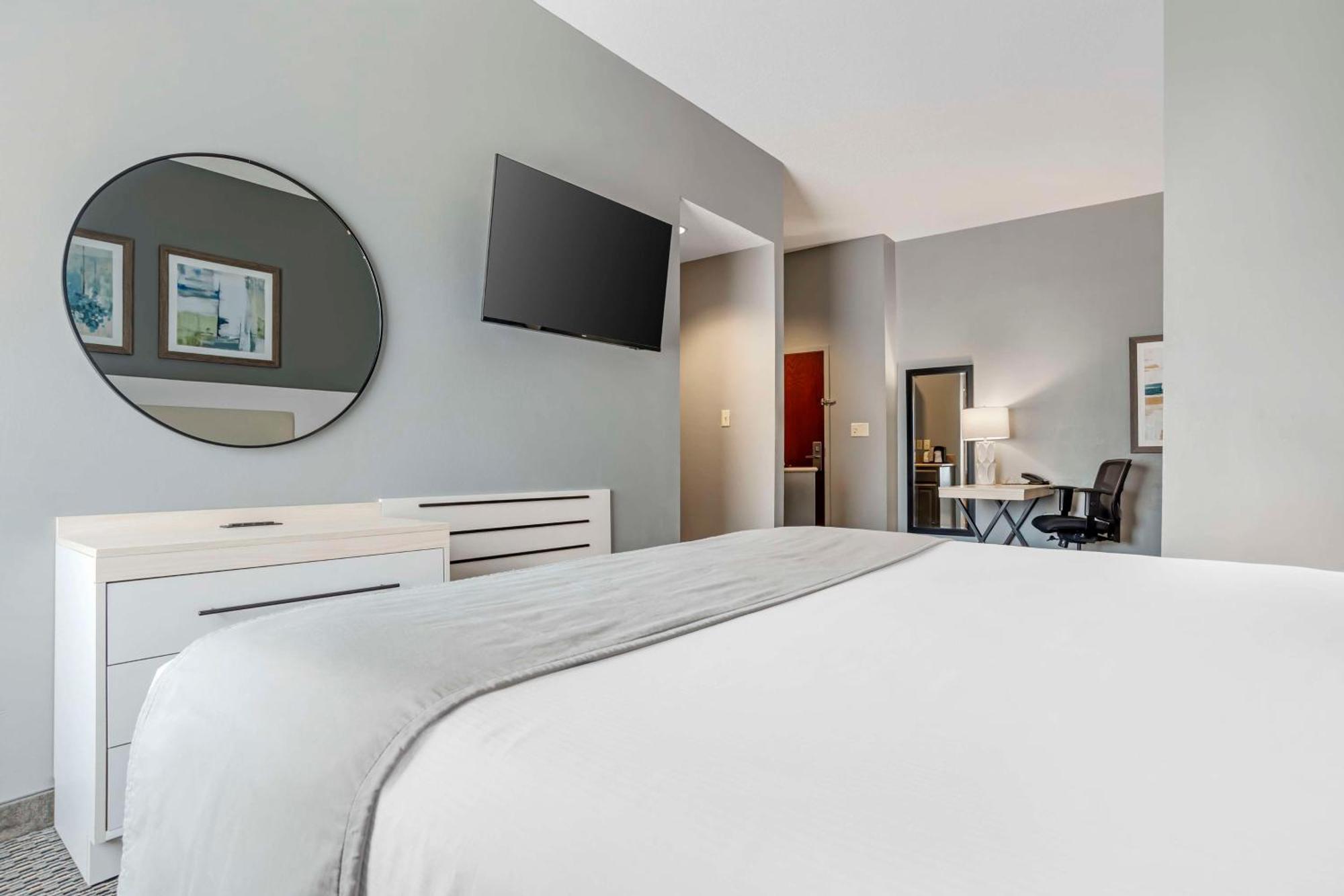 Best Western Plus Two Rivers Hotel & Suites Demopolis Buitenkant foto