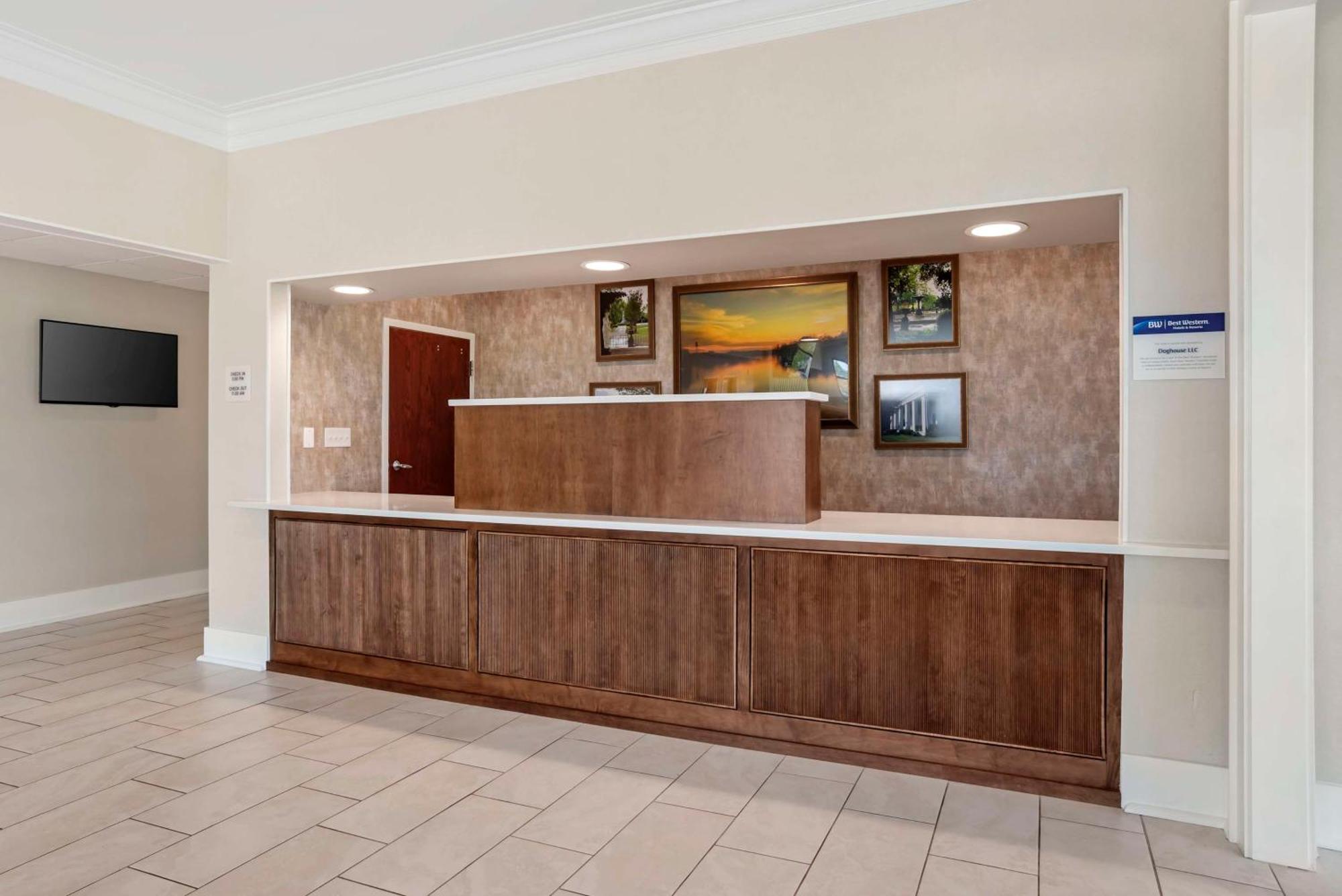 Best Western Plus Two Rivers Hotel & Suites Demopolis Buitenkant foto