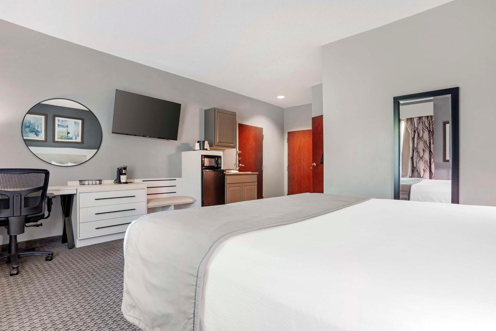 Best Western Plus Two Rivers Hotel & Suites Demopolis Buitenkant foto