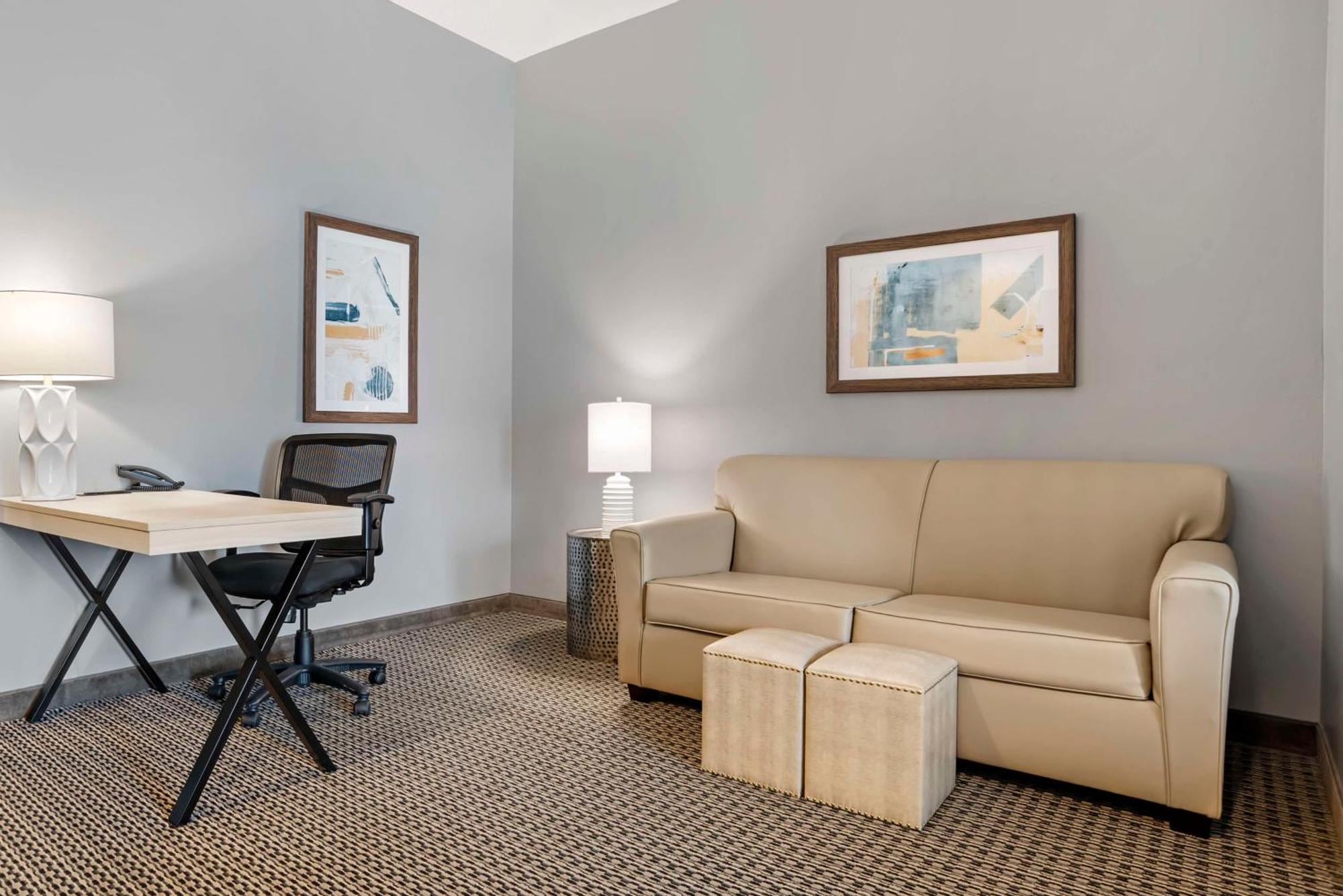 Best Western Plus Two Rivers Hotel & Suites Demopolis Buitenkant foto