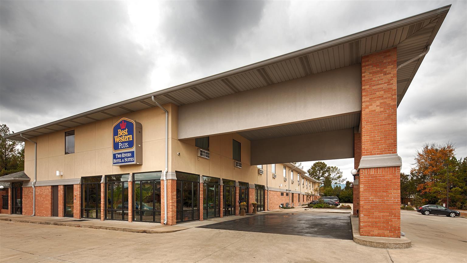 Best Western Plus Two Rivers Hotel & Suites Demopolis Buitenkant foto