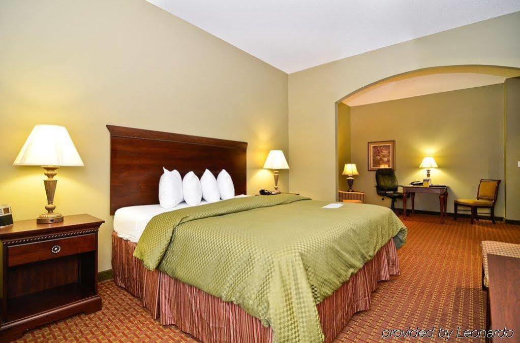 Best Western Plus Two Rivers Hotel & Suites Demopolis Buitenkant foto